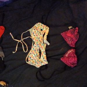 SWIM SUIT TOPS
